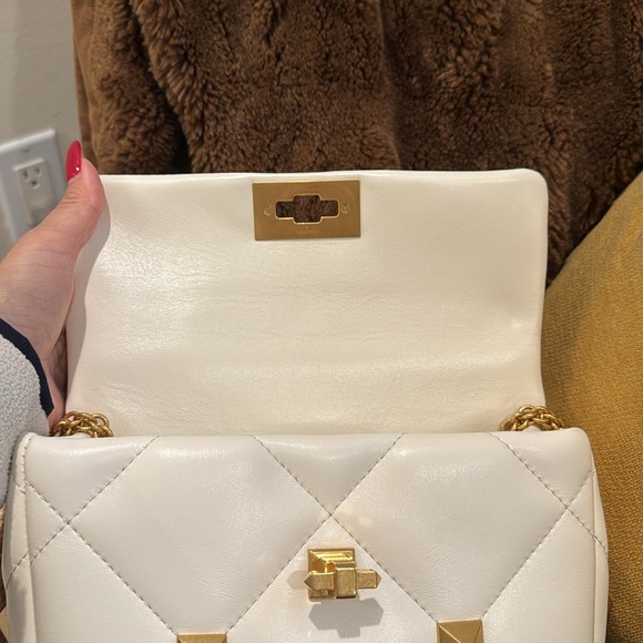 Valentino Roman Stud shoulder Handbag - Picture 7 of 11